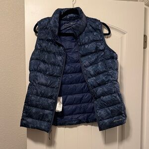 Eddie Bauer Navy Women's Quilted Vest